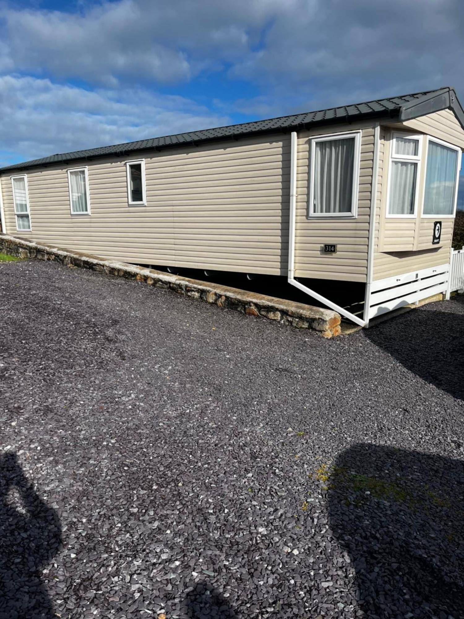 Ger-Y-Bwlch - Spacious Static On 5Star Site With Swimming Pool Benllech Bagian luar foto