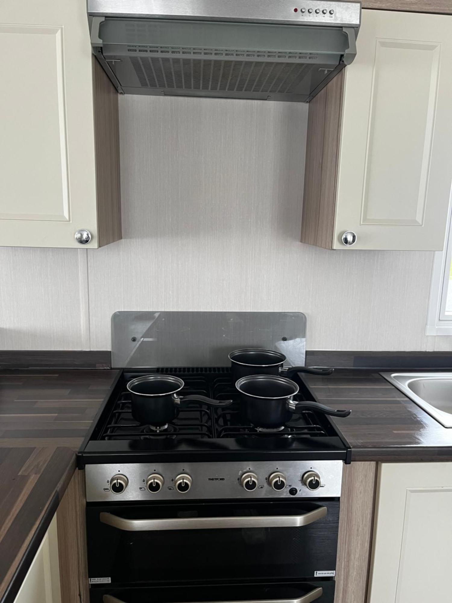 Ger-Y-Bwlch - Spacious Static On 5Star Site With Swimming Pool Benllech Bagian luar foto