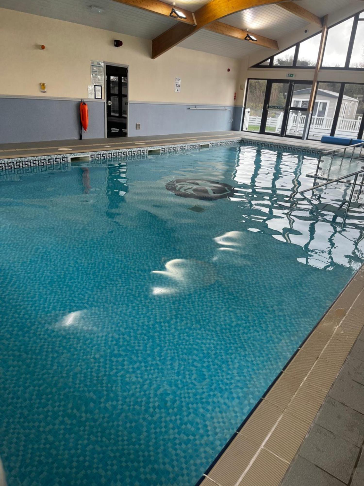 Ger-Y-Bwlch - Spacious Static On 5Star Site With Swimming Pool Benllech Bagian luar foto