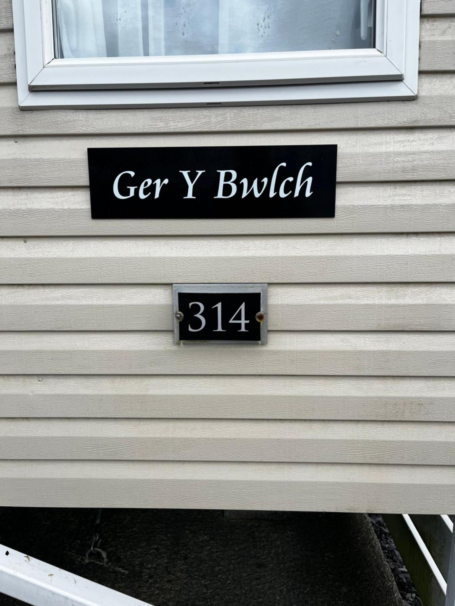 Ger-Y-Bwlch - Spacious Static On 5Star Site With Swimming Pool Benllech Bagian luar foto